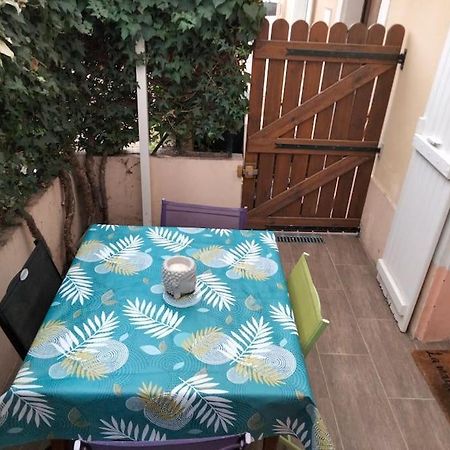 Le Cocon Zen Apartment Воарон Екстериор снимка